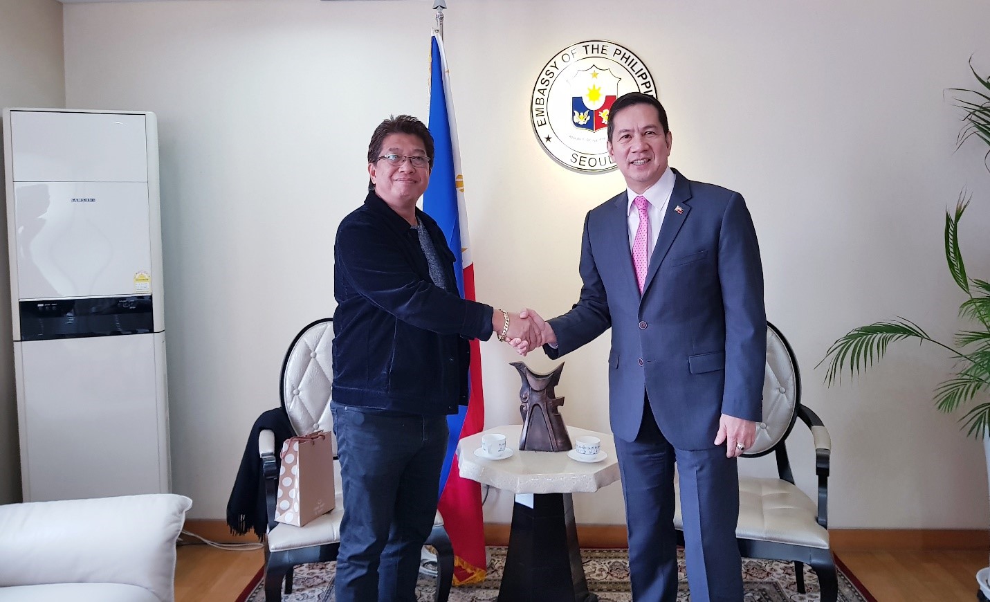 PH ENVOY TO KOREA AND MAYOR ROMMEL ARNADO 3